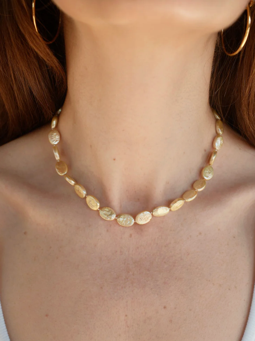 GOLDIE PEARL NECKLACE
