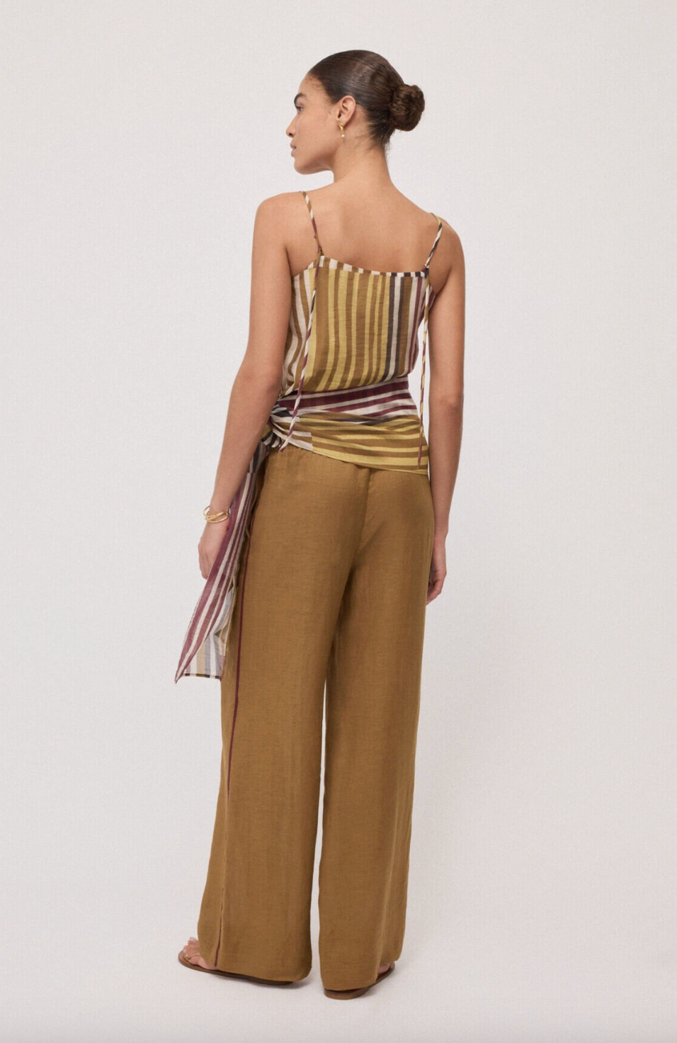 Sleeveless Top with Knot