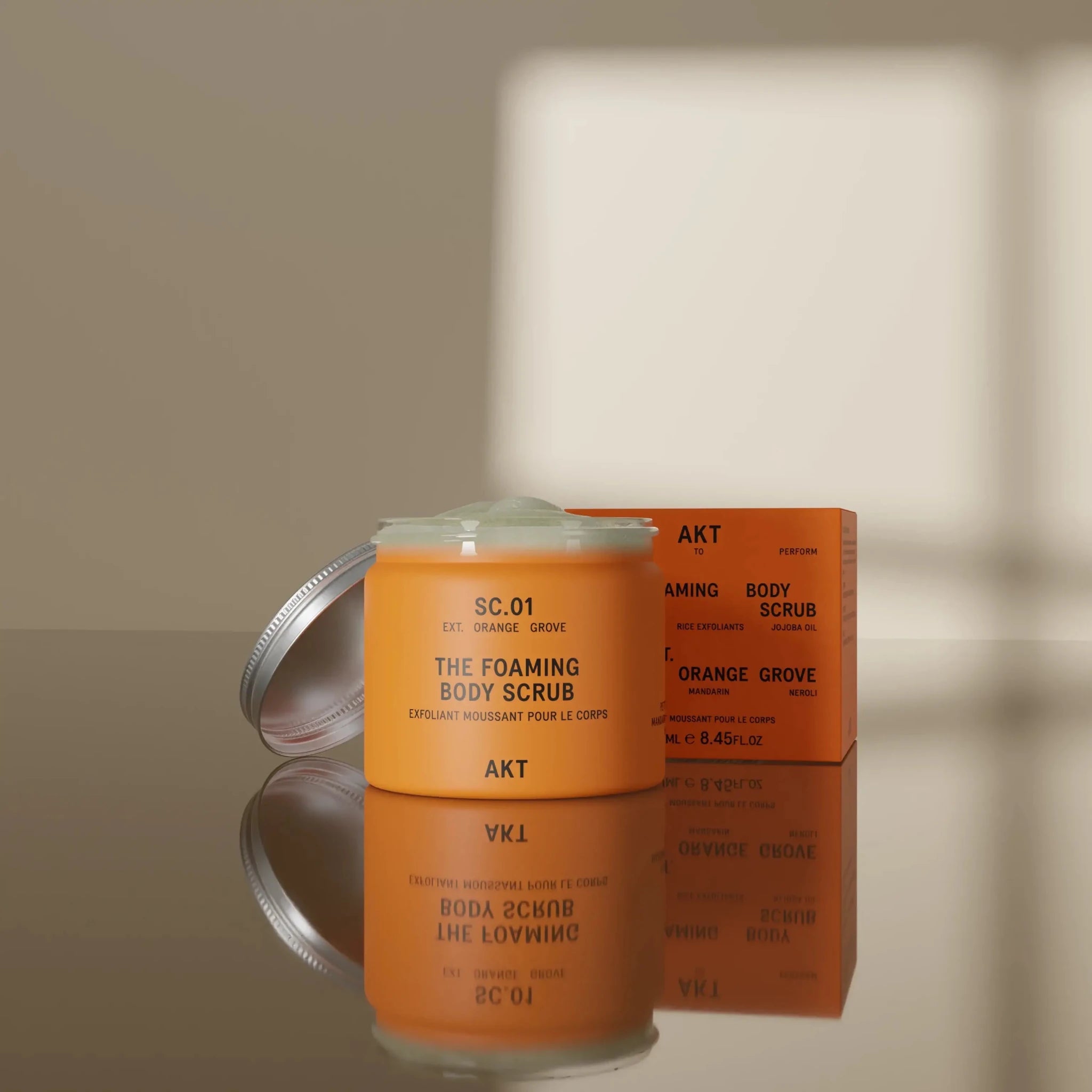 AKT London (USA) - The Foaming Body Scrub - Detour Boutiques