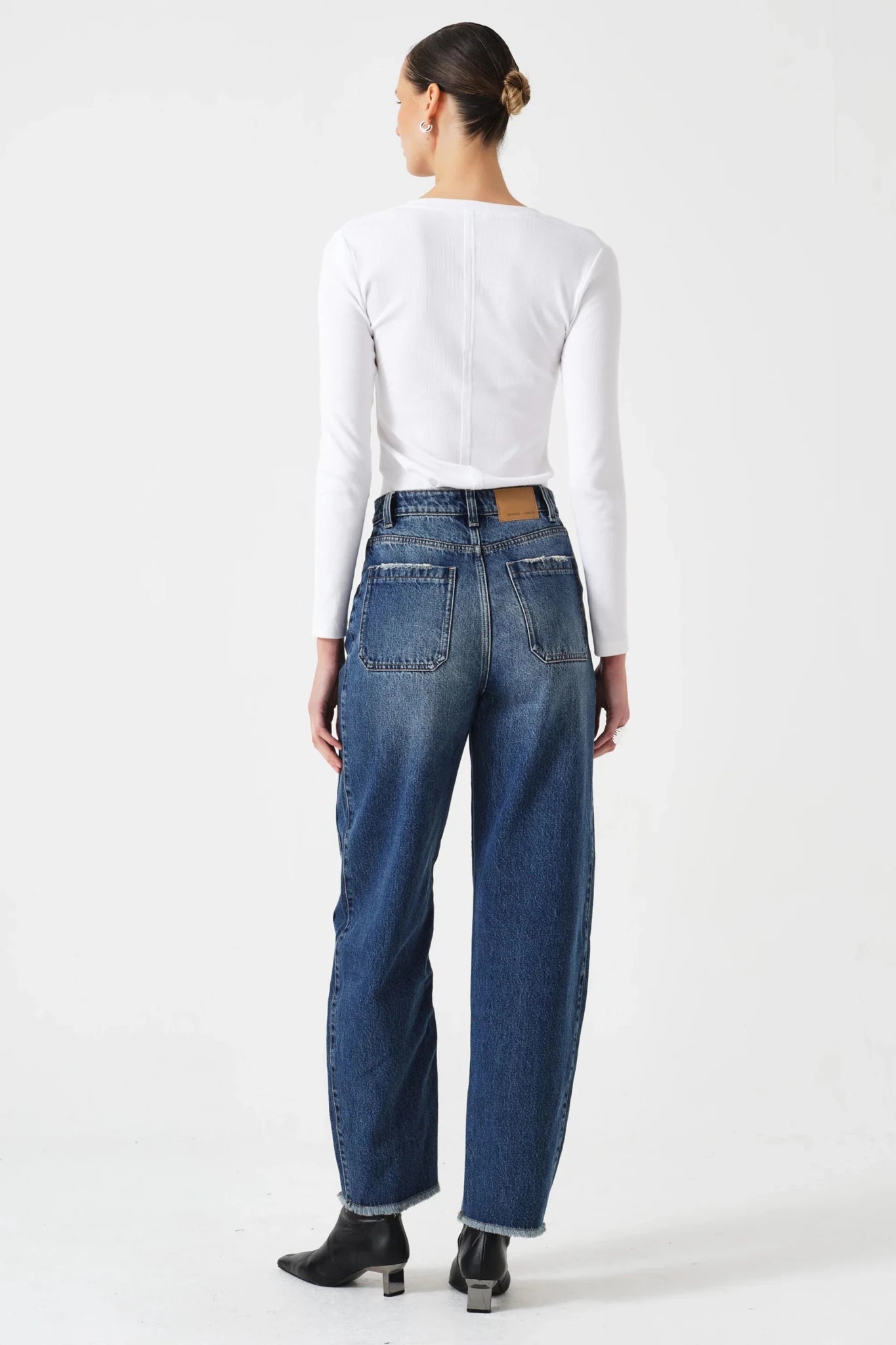 Bo Barrel Leg Jean - Detour Boutiques
