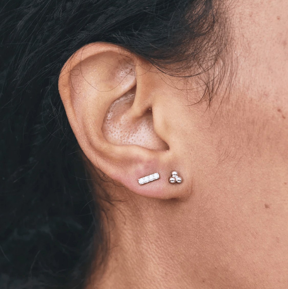 MAEDA BAR STUDS SILVER - Detour Boutiques