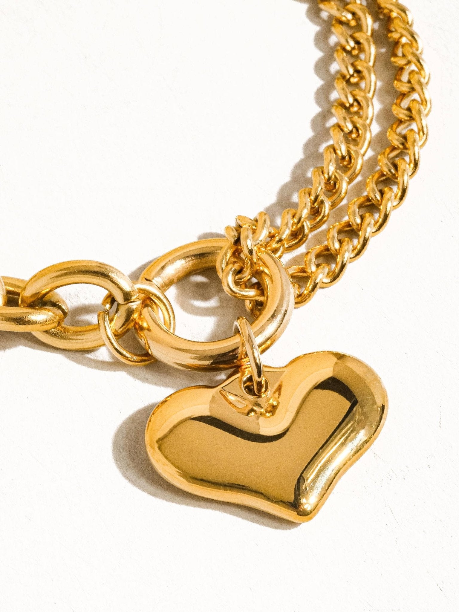 MAIQ Accessories - Allure 18K Gold Non - Tarnish Heart Chain Bracelet - Detour Boutiques