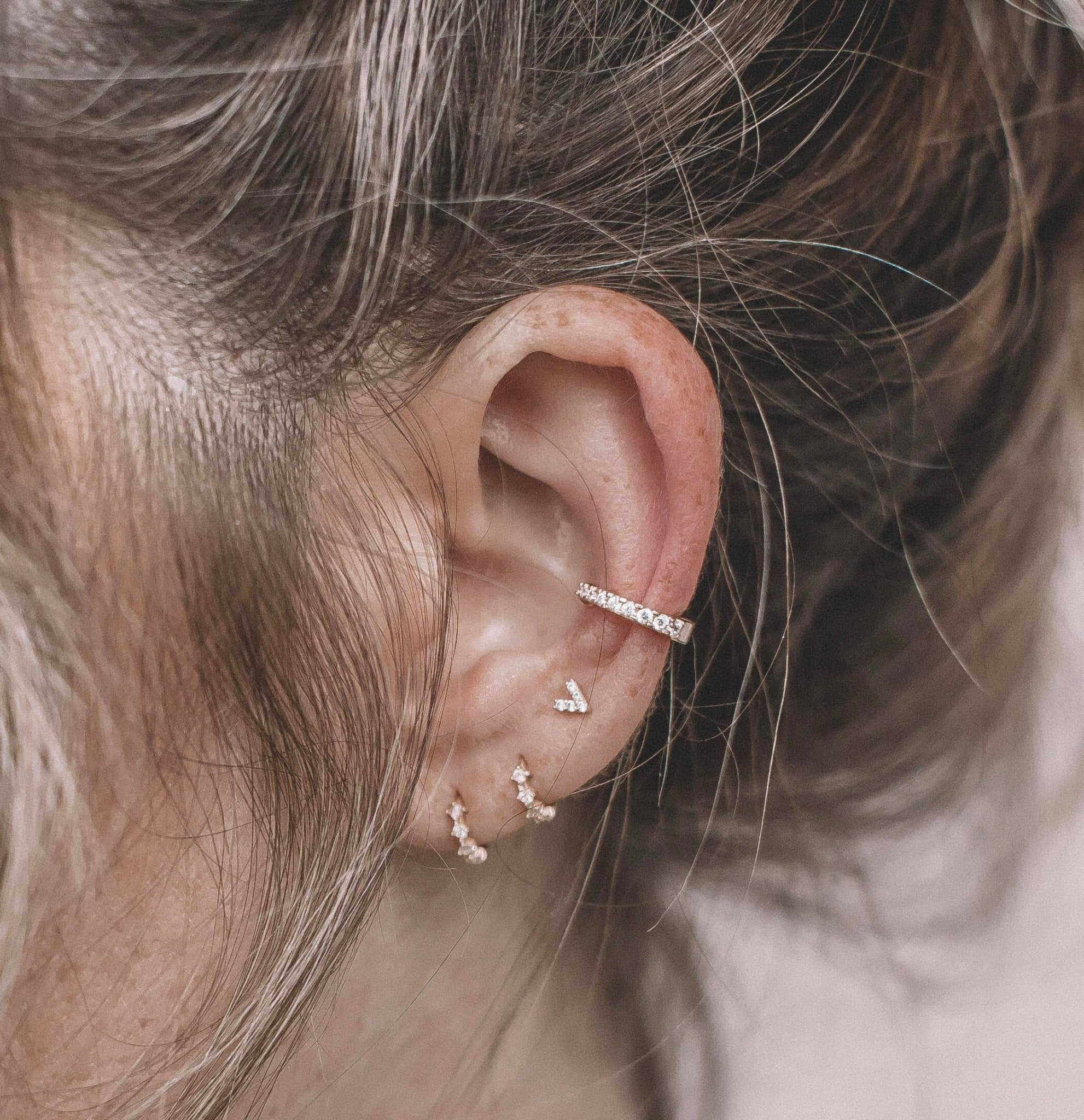 Ofina Jewelry - 10k Solid Gold CZ Fishtail Snap Middle Ear Cuff - Detour Boutiques