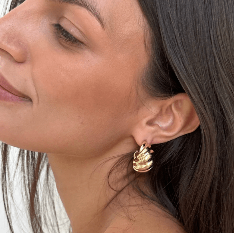 Perla 1" Earrings - Detour Boutiques
