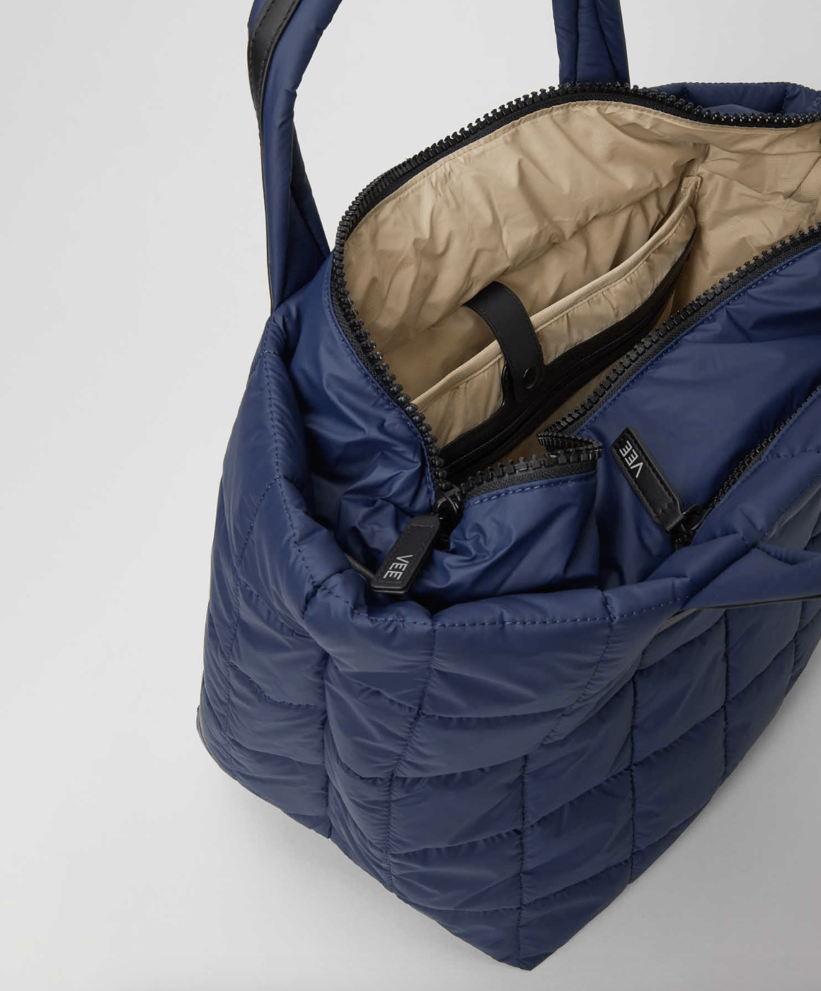 Porter Tote Medium - Detour Boutiques