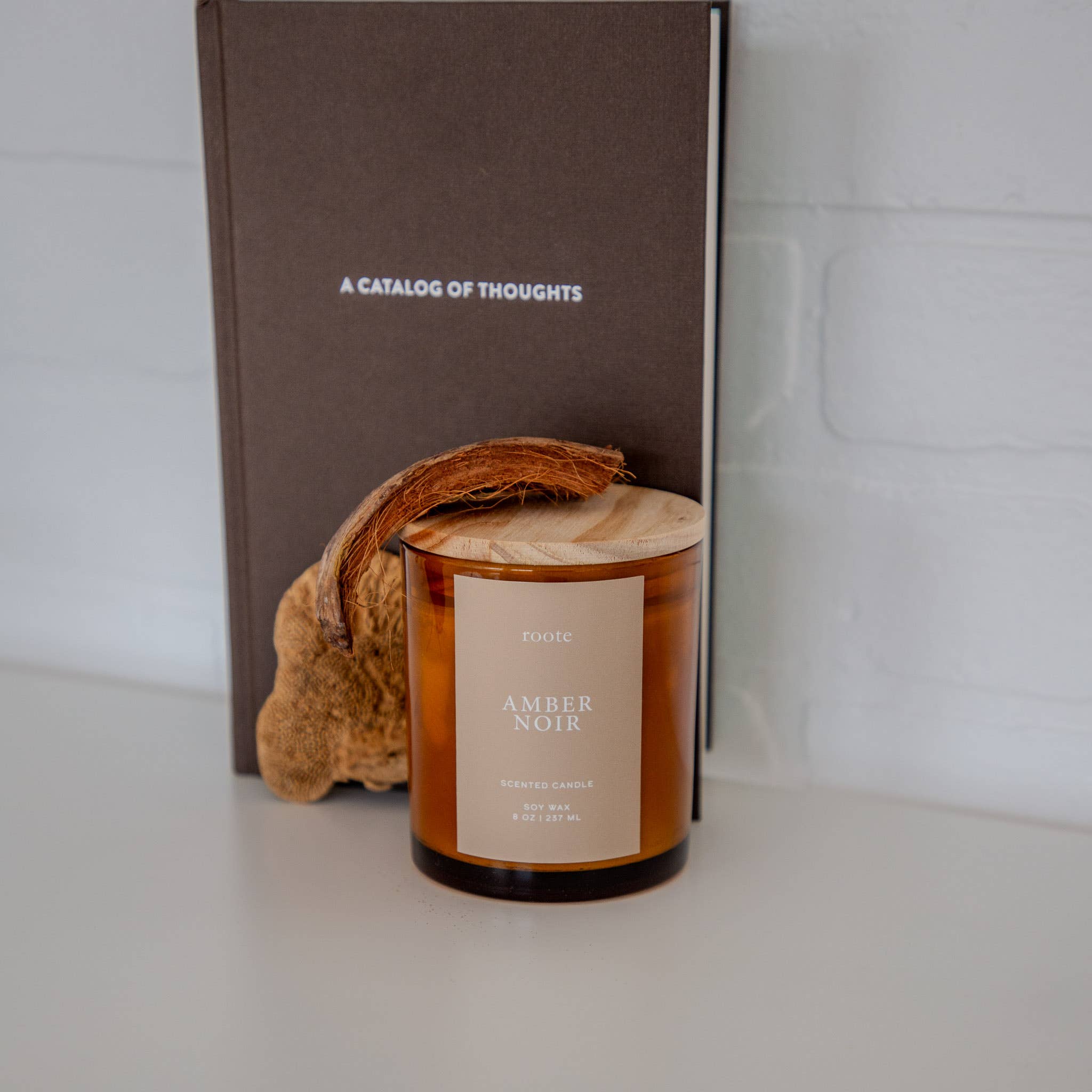 roote - Amber Noir Soy Wax Scented Candle - Detour Boutiques