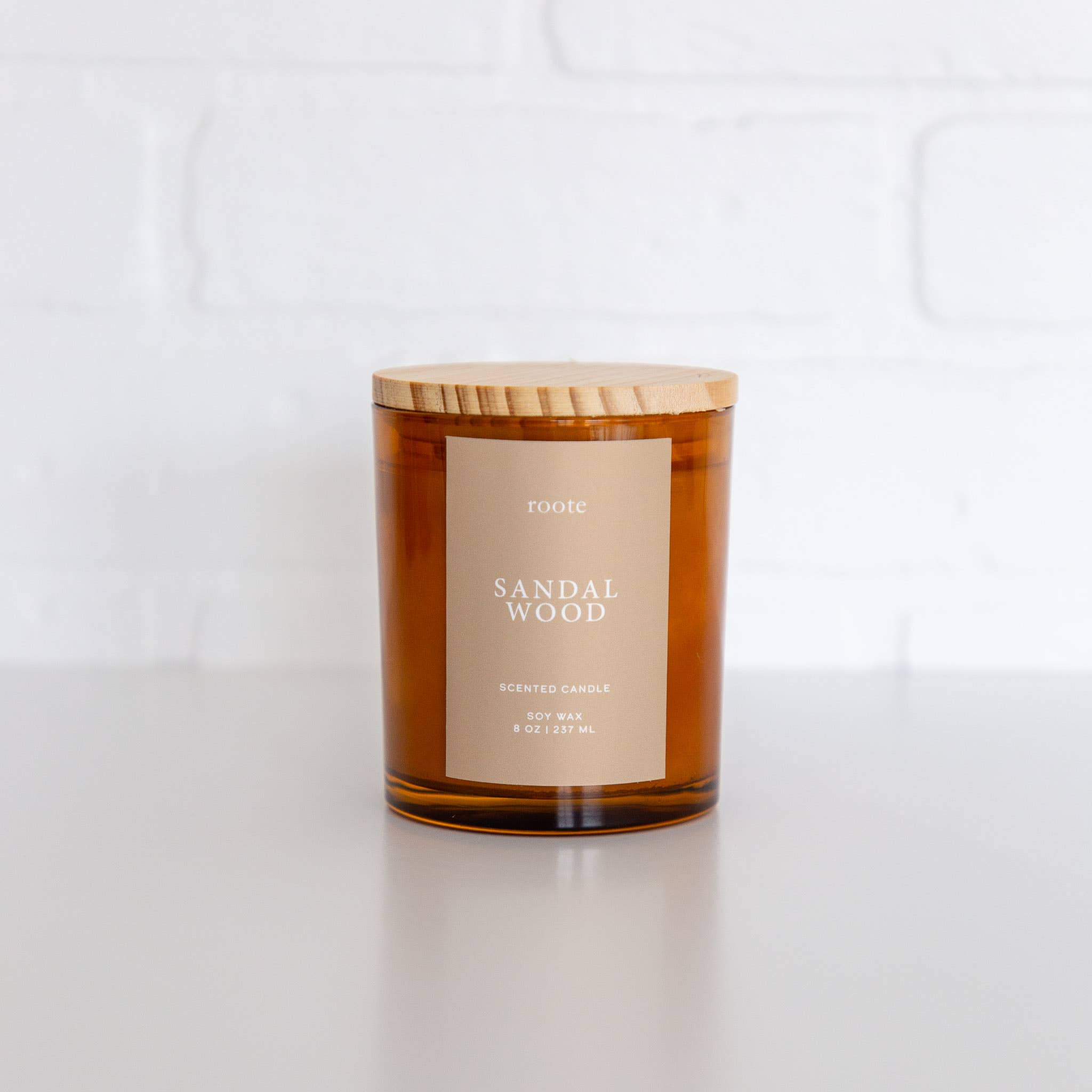 roote - Sandalwood Soy Wax Scented Candle - Detour Boutiques