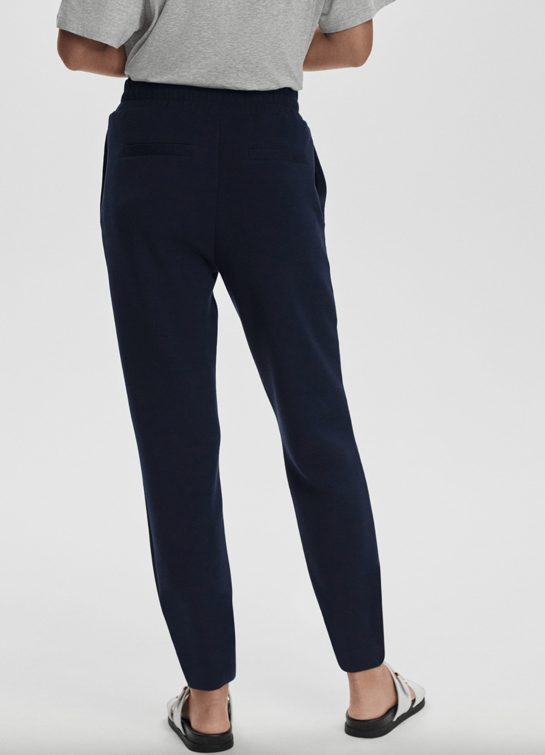 The Slim Pant 25" - Detour Boutiques