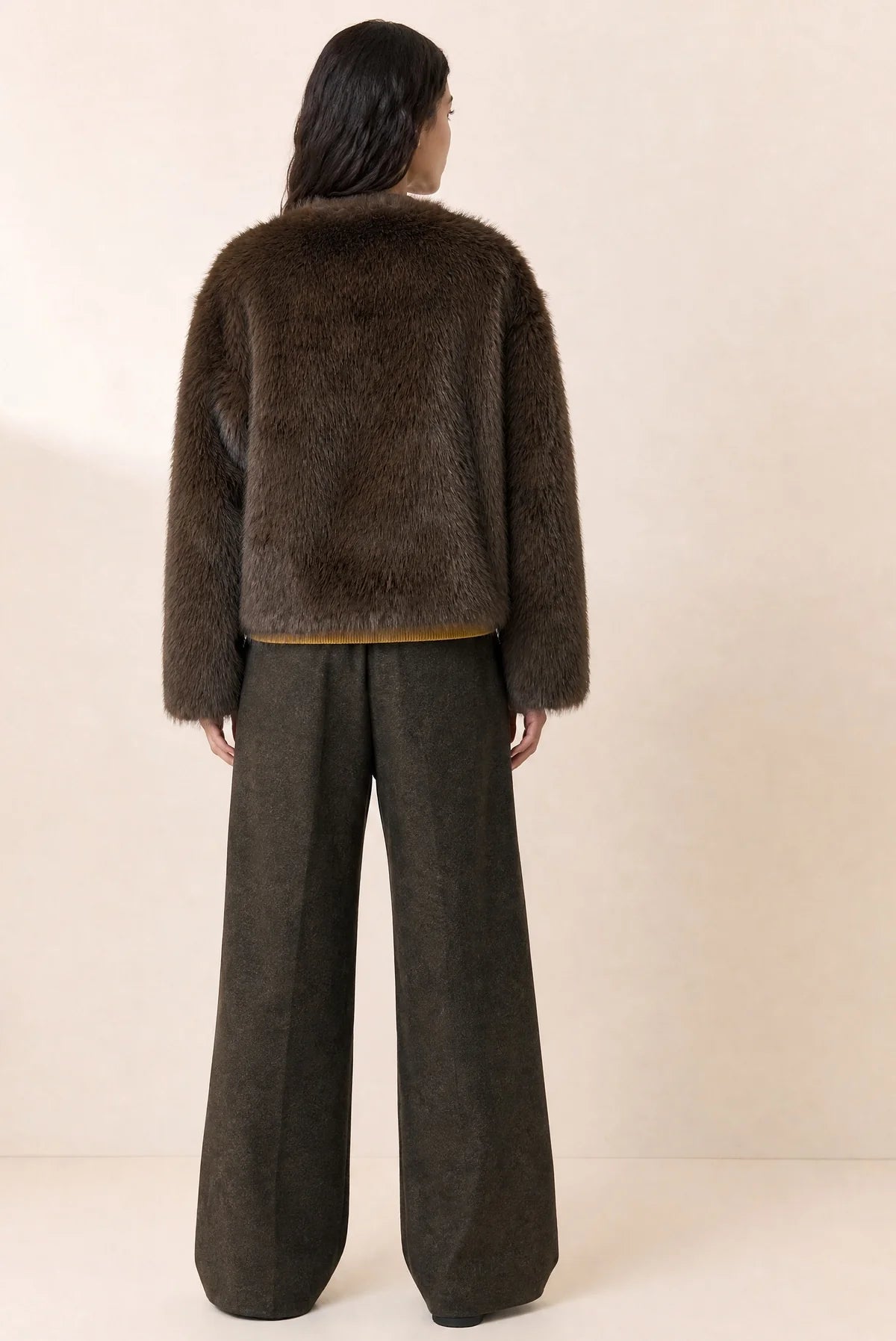Vinih Plain Coat - Detour Boutiques