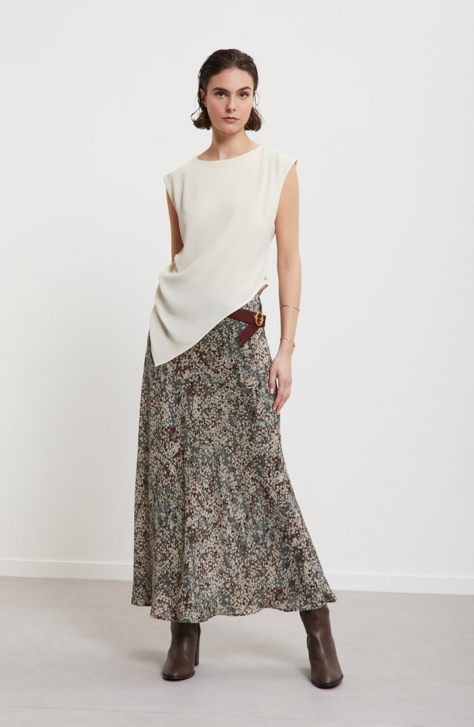 Viscose skirt