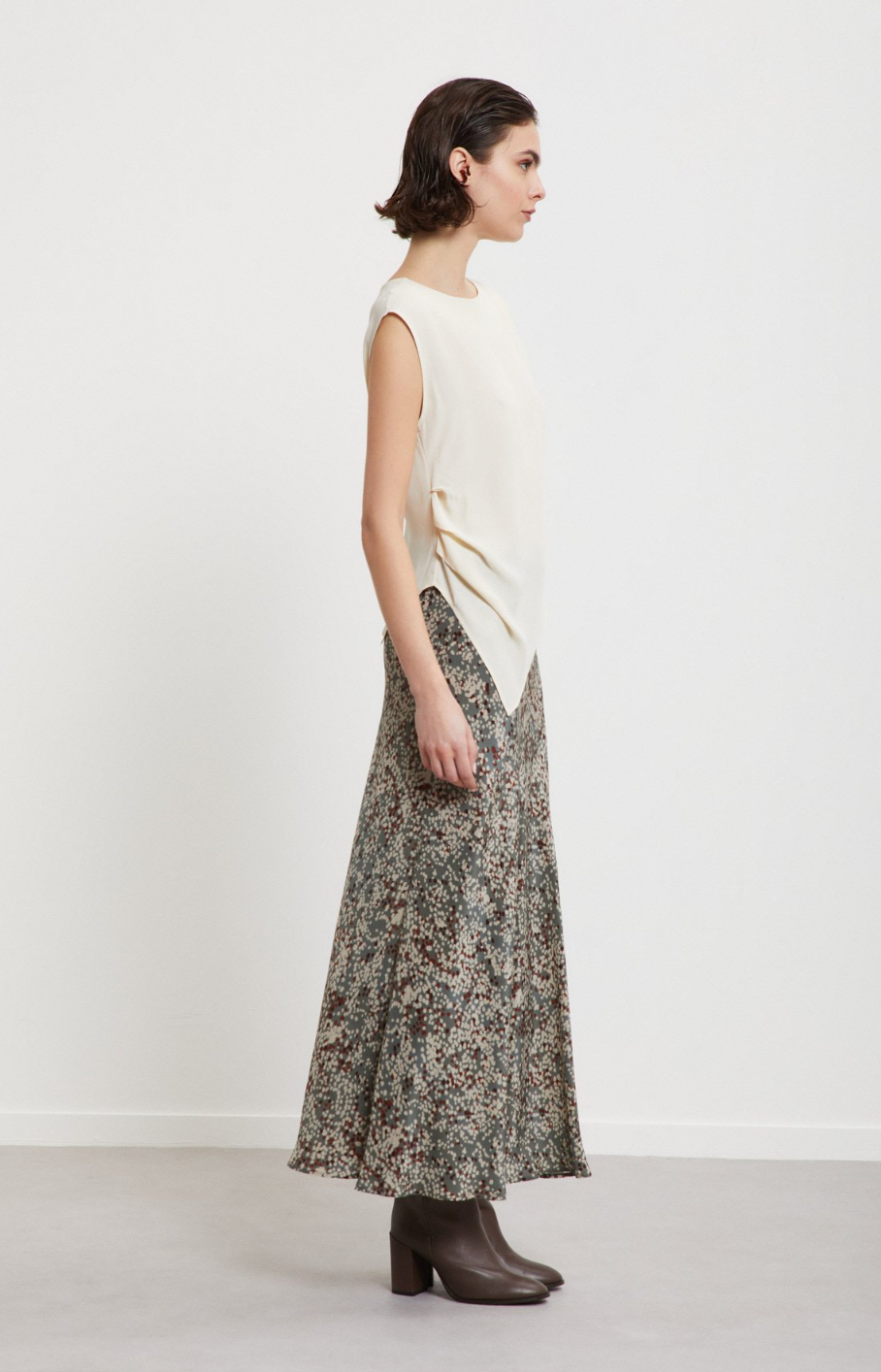 Viscose skirt