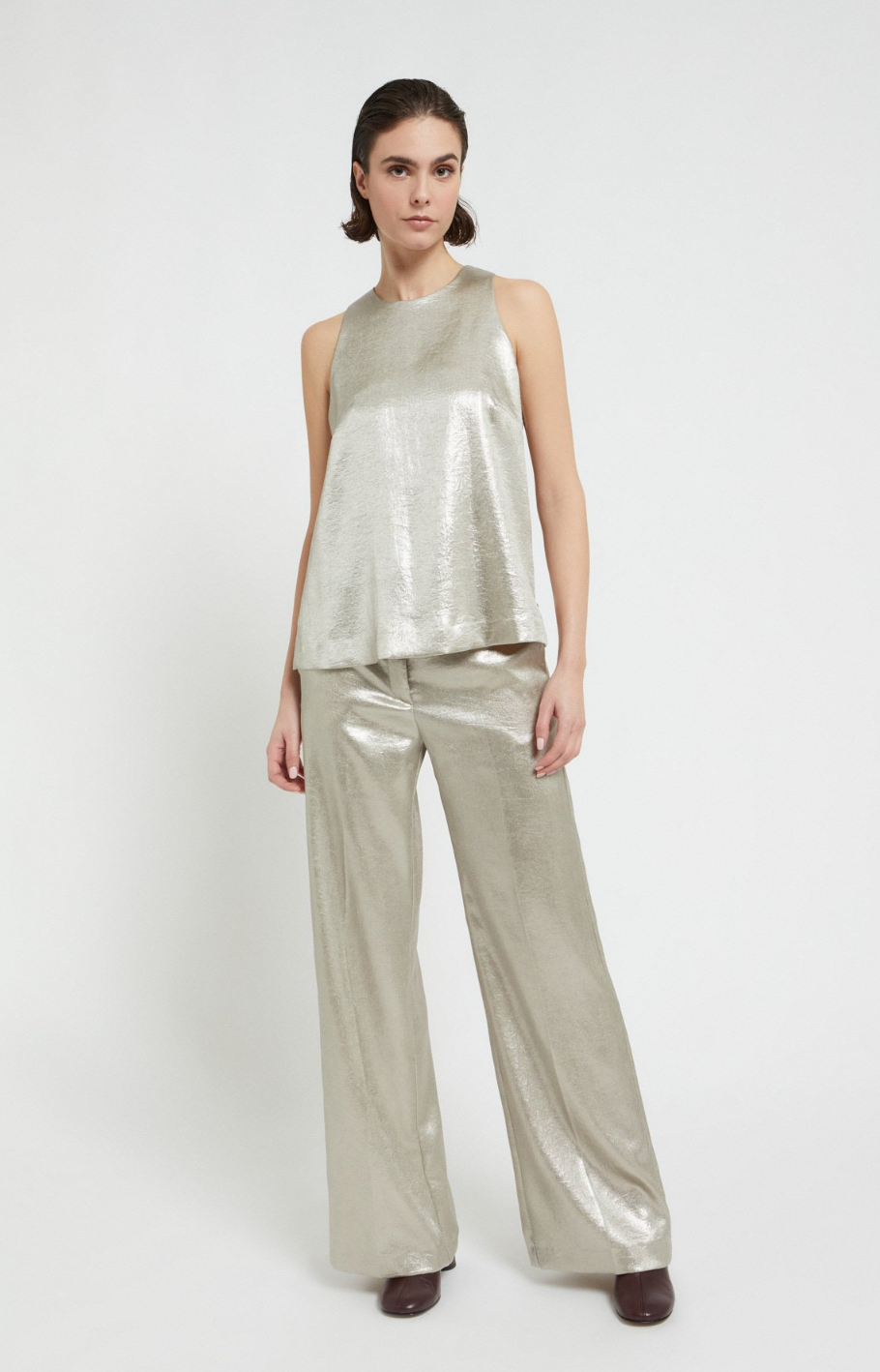 Shiny effect top