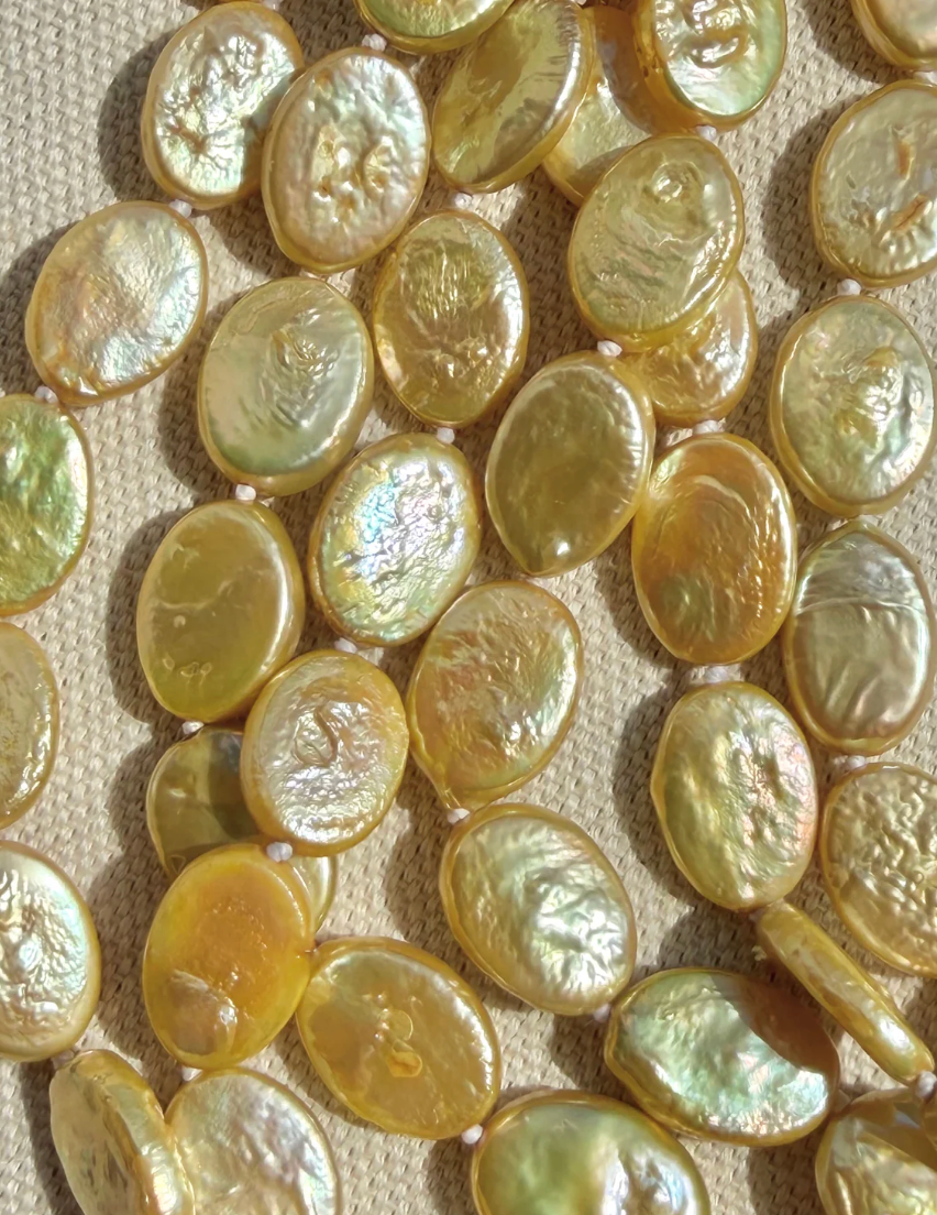 GOLDIE PEARL NECKLACE