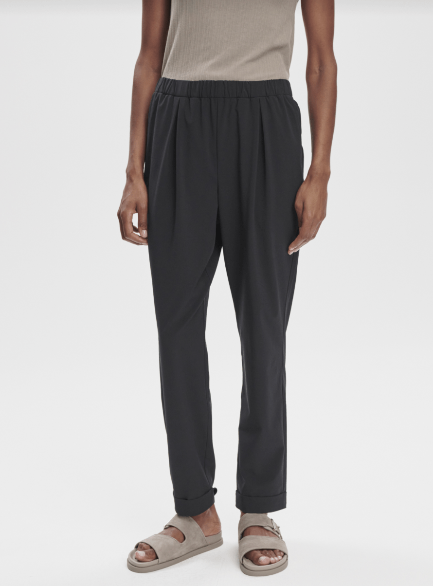 Alana Slim Tapered Cuff Pant 27 - Detour Boutiques