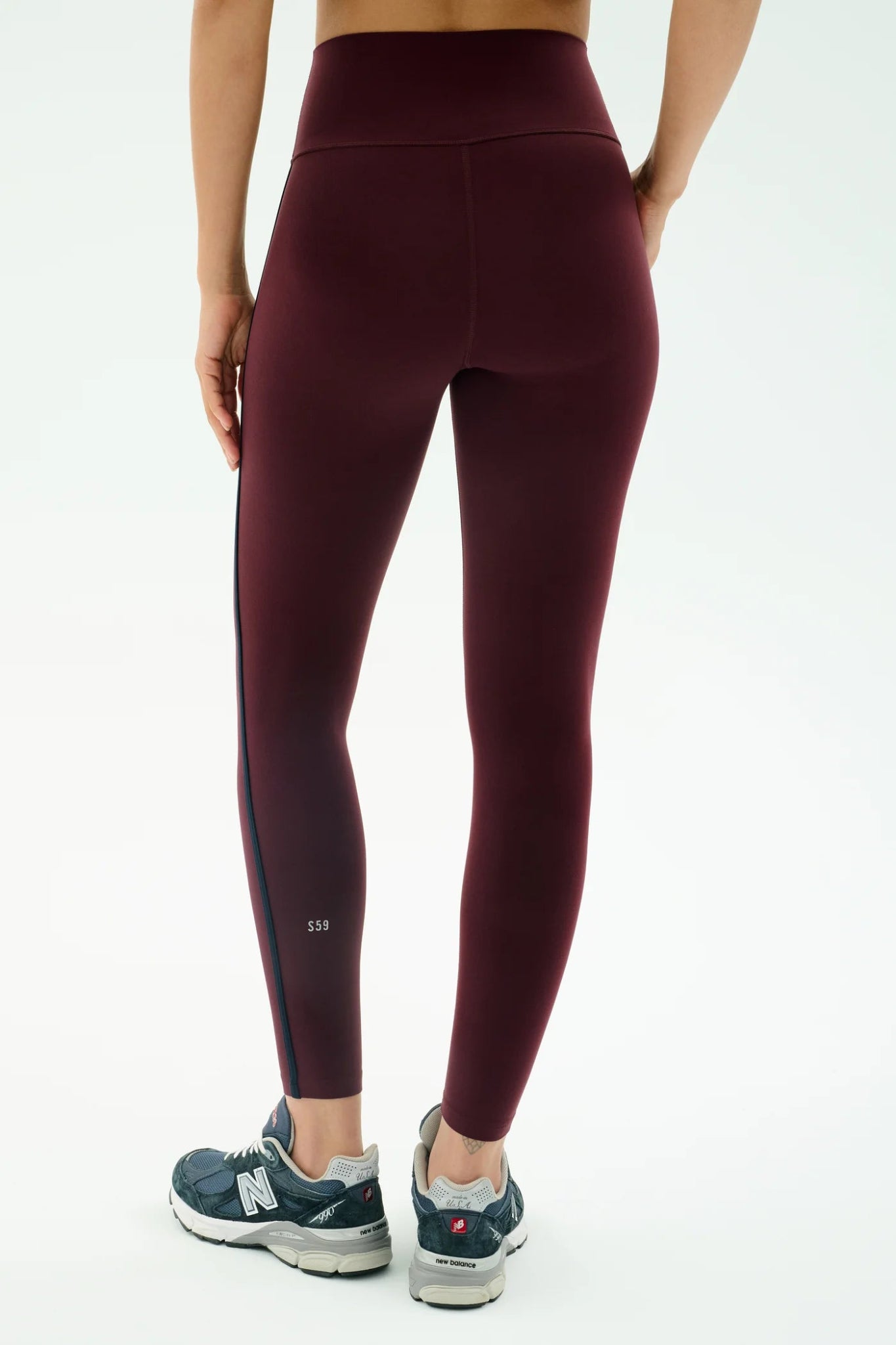 Amber Airweight HiW 7/8 Legging - Detour Boutiques