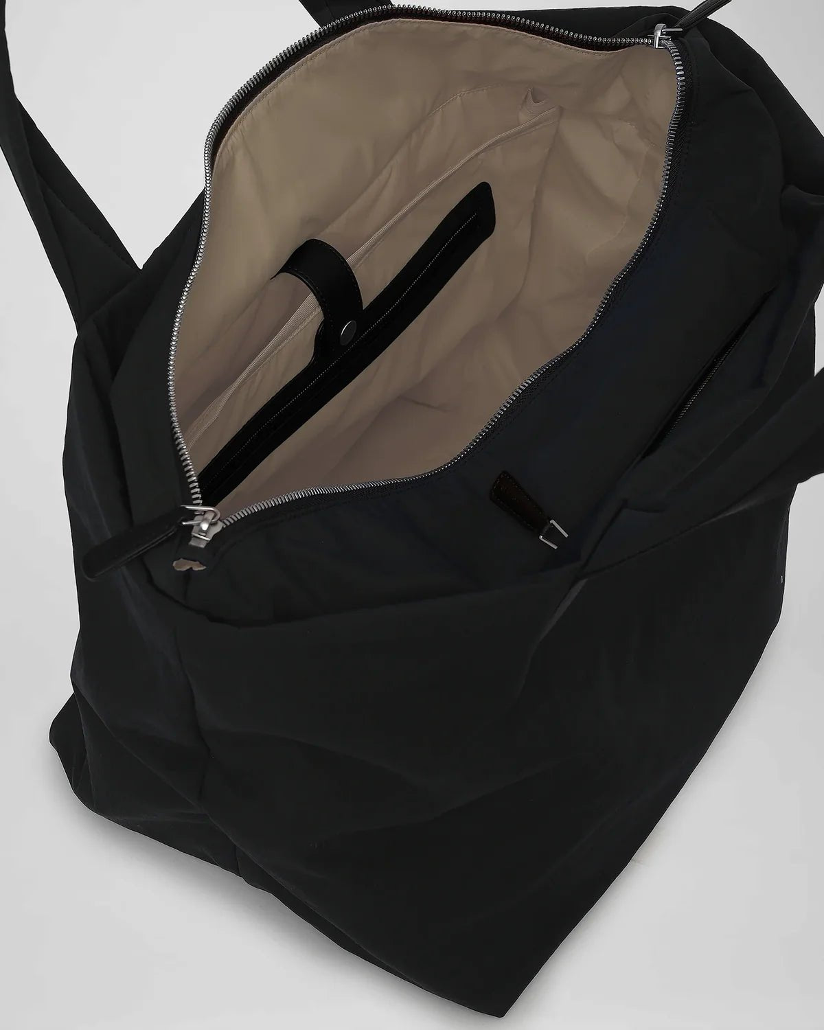 Essence Tote Medium Trench - Detour Boutiques