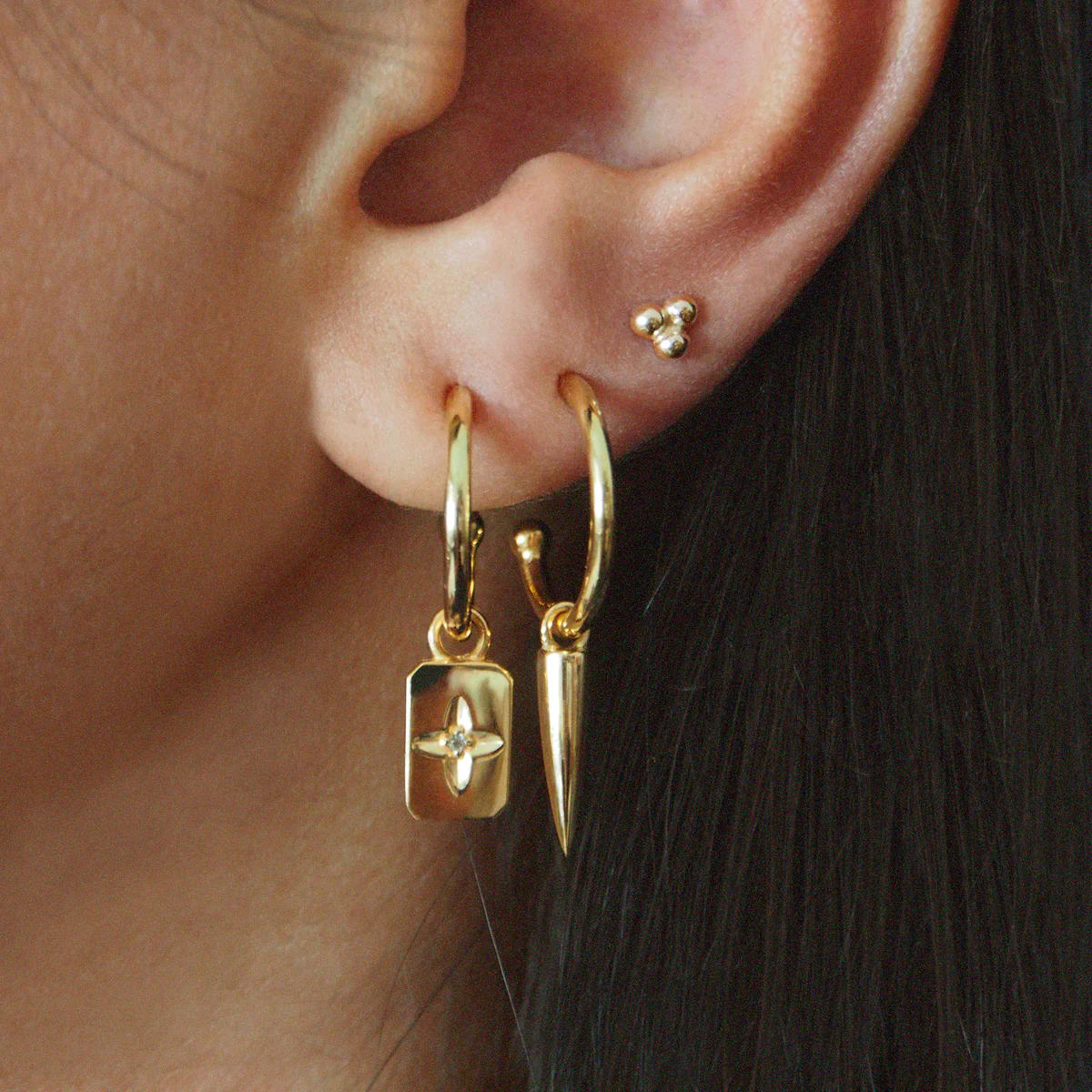 Dagger Hoops