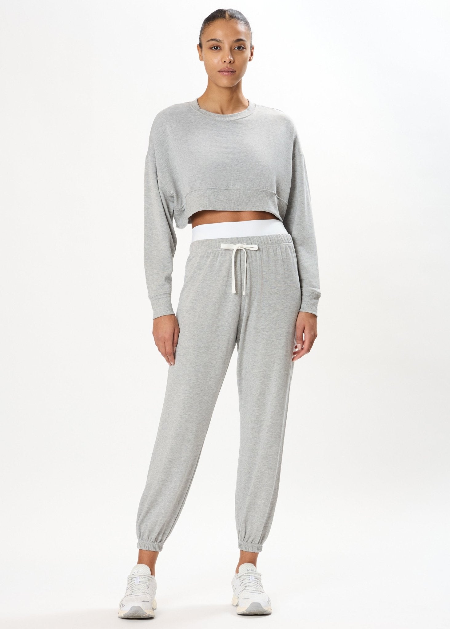 NOAH FLEECE CROP SWEATSHIRT - Detour Boutiques