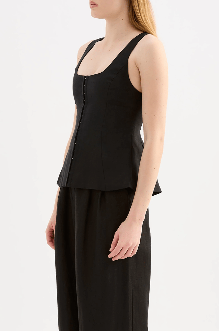 Quinn Linen Vest - Detour Boutiques