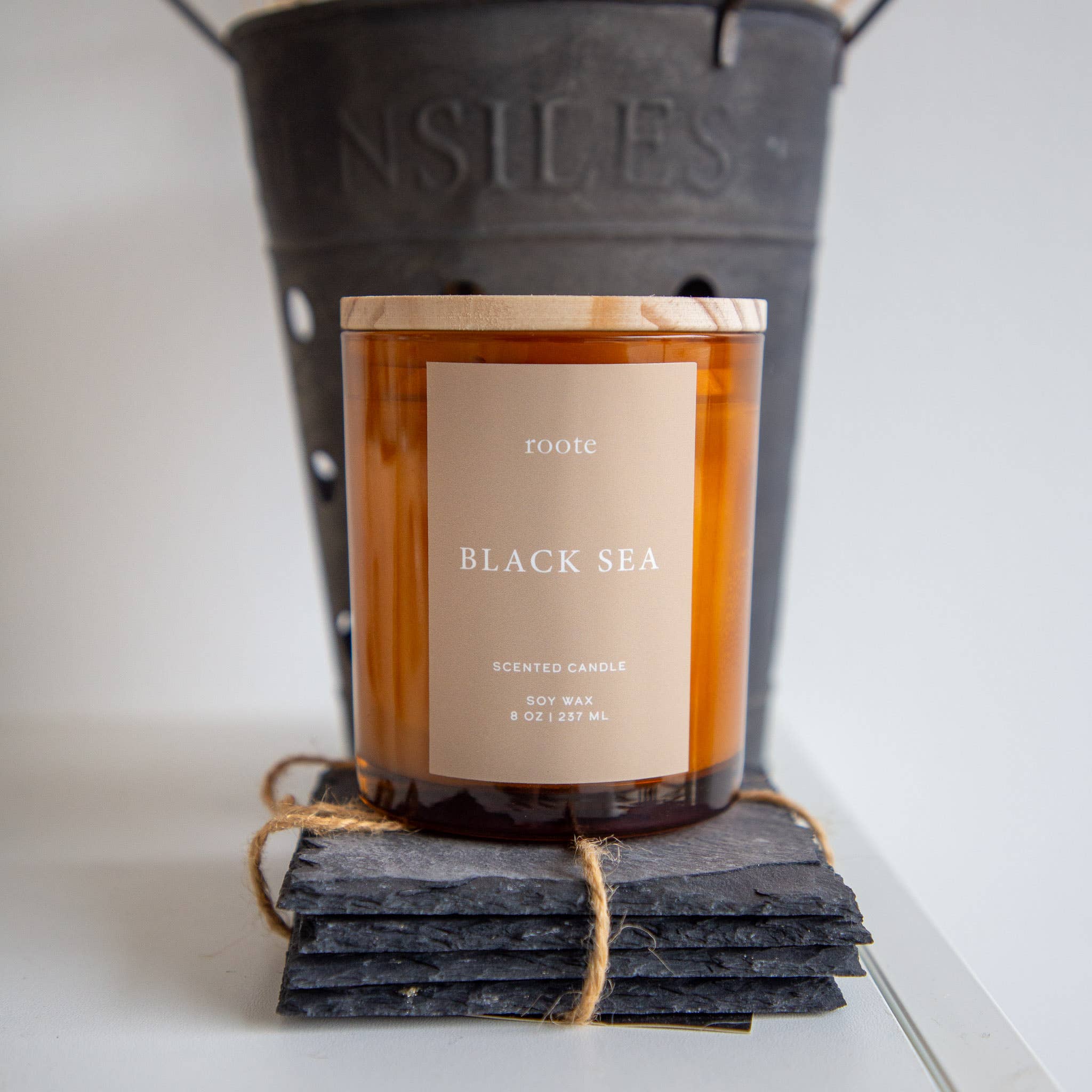 roote - Black Sea Scented Soy Candle - Detour Boutiques