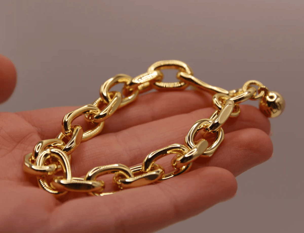 The Demeter Chunky Chain Bracelet - Detour Boutiques