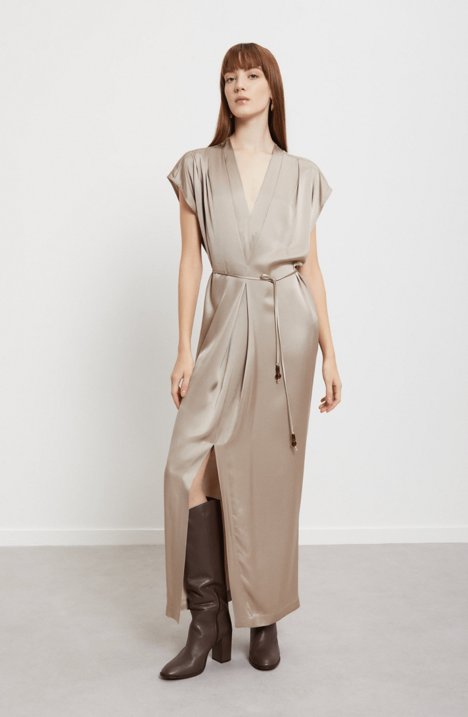 Viscose long dress with belt - Detour Boutiques