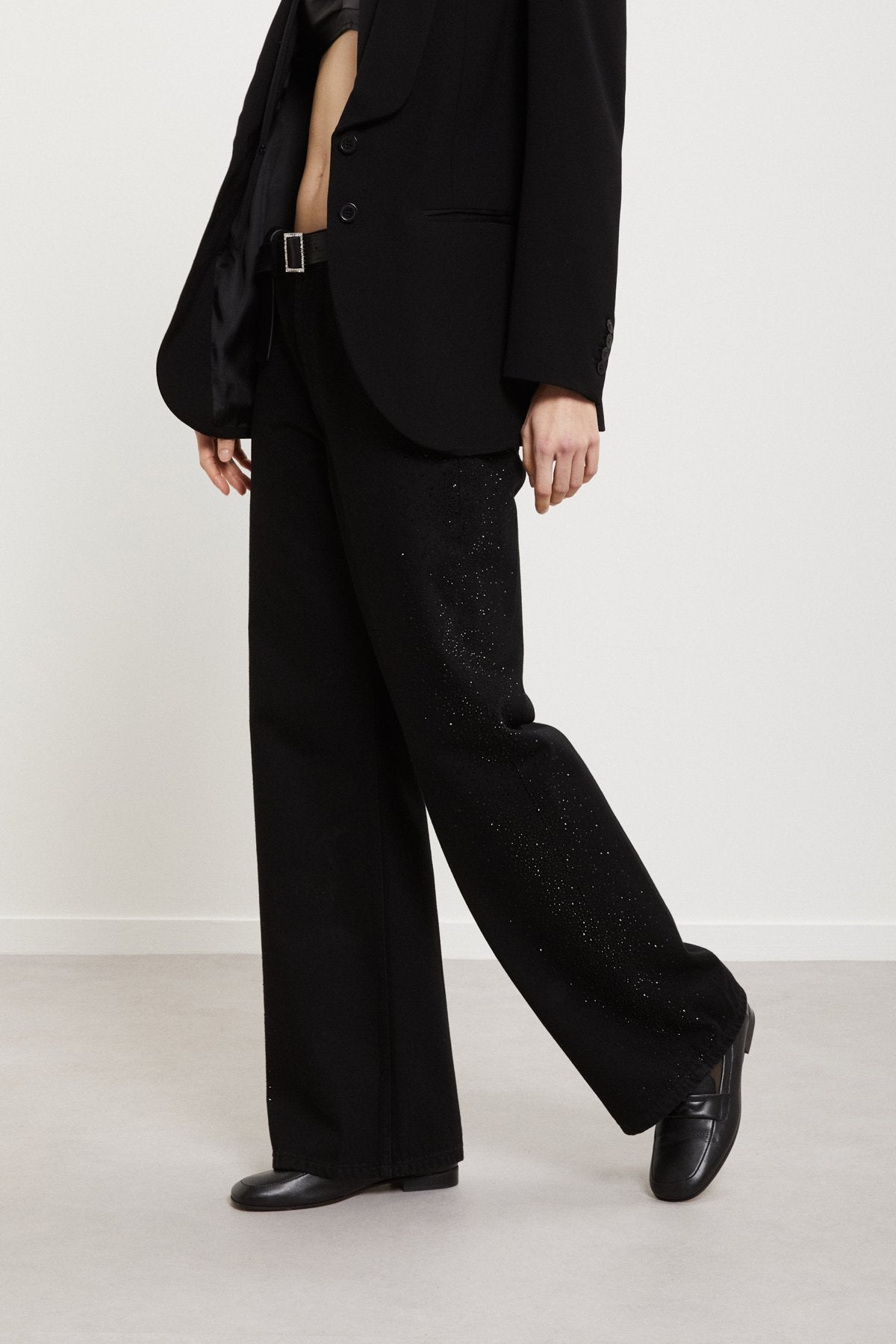 Wide Leg Jeans - Detour Boutiques