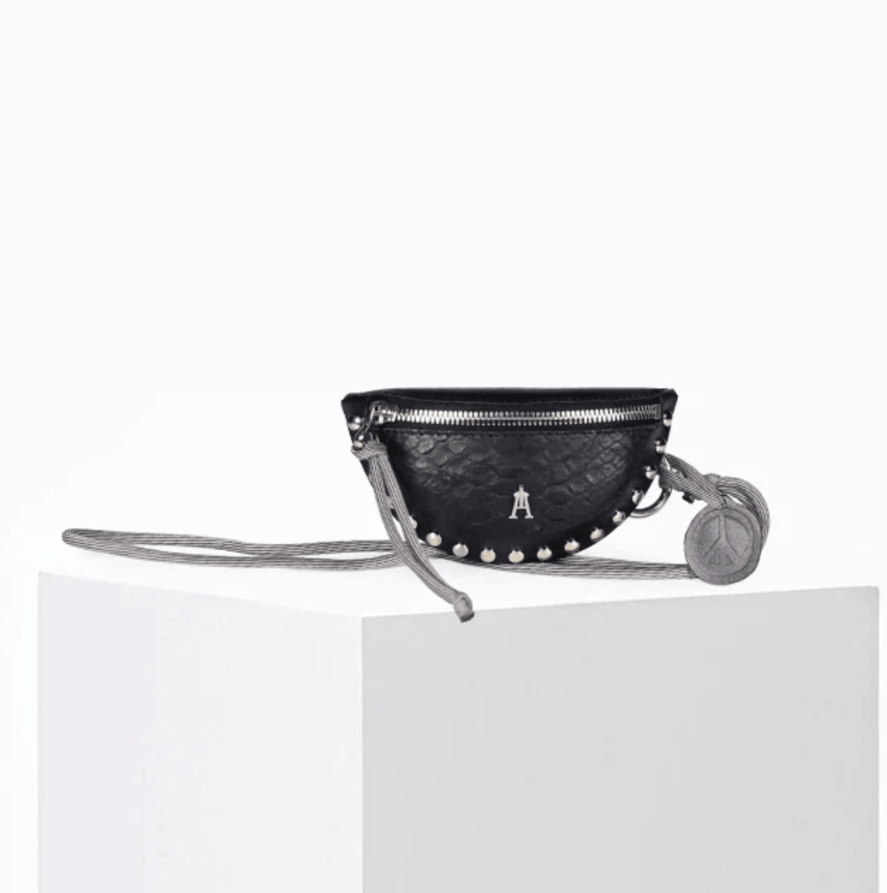 Winou Clou Calf Leather Python Black - Detour Boutiques